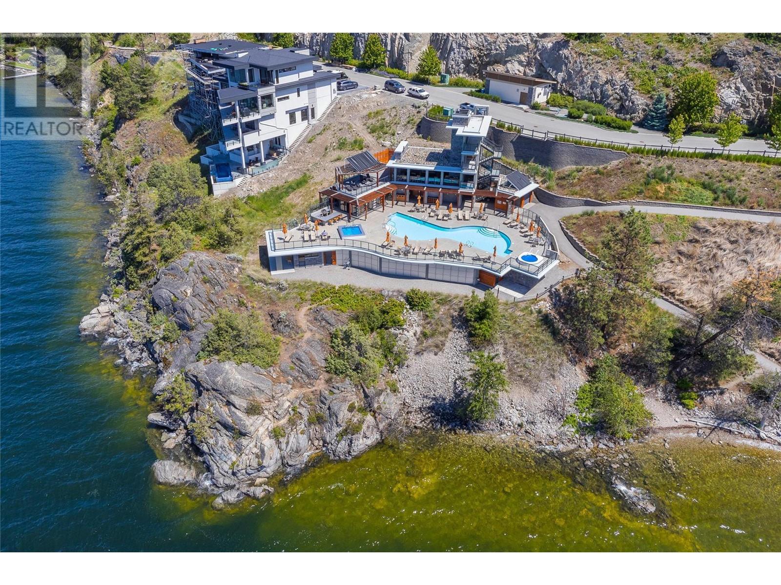 9862 Beacon Hill Drive, Lake Country, British Columbia  V4V 0A5 - Photo 10 - 10266013