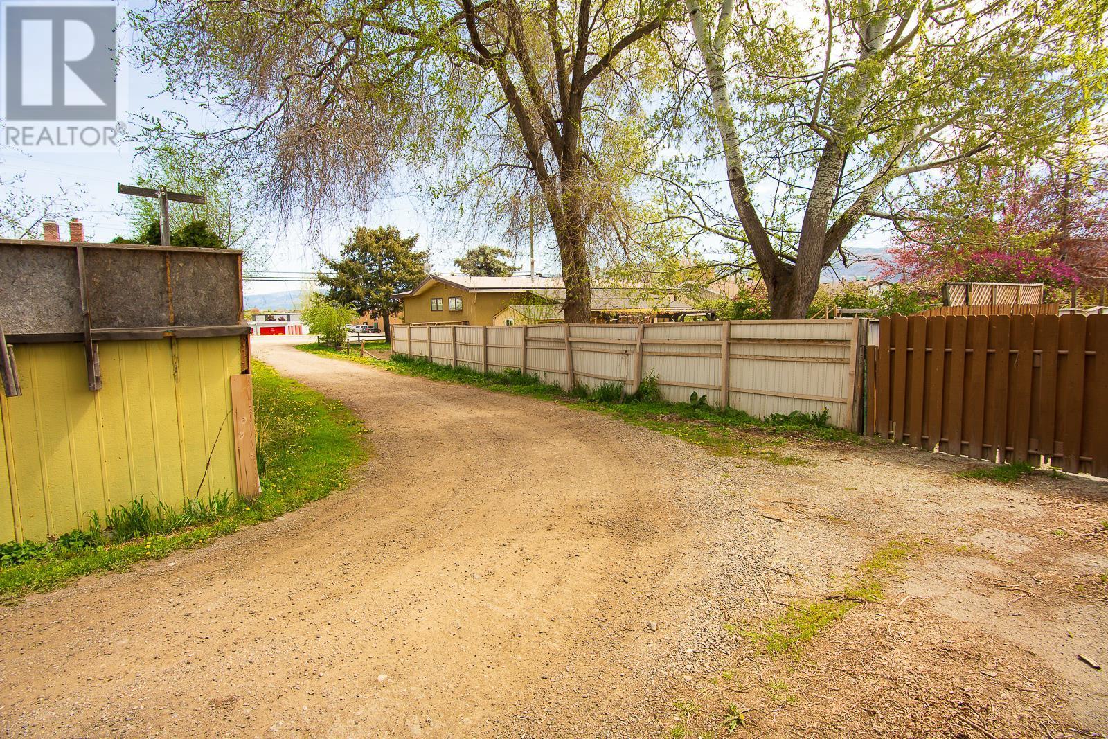 3606 Old Okanagan Highway, West Kelowna, British Columbia  V4T 1P4 - Photo 13 - 10269502