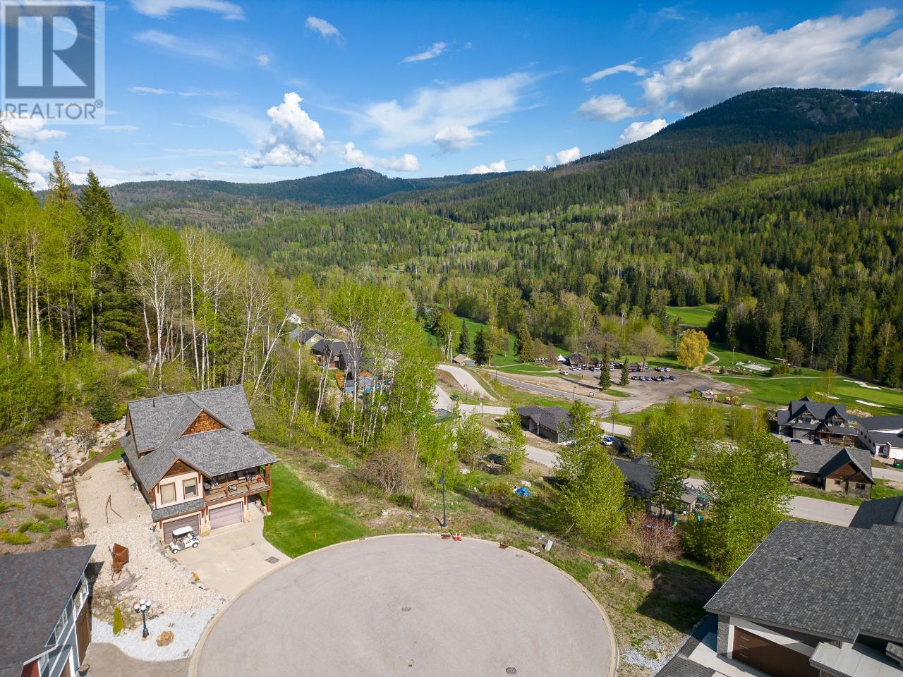 1021 Silvertip Road, Rossland, British Columbia  V0G 1Y0 - Photo 3 - 2470639