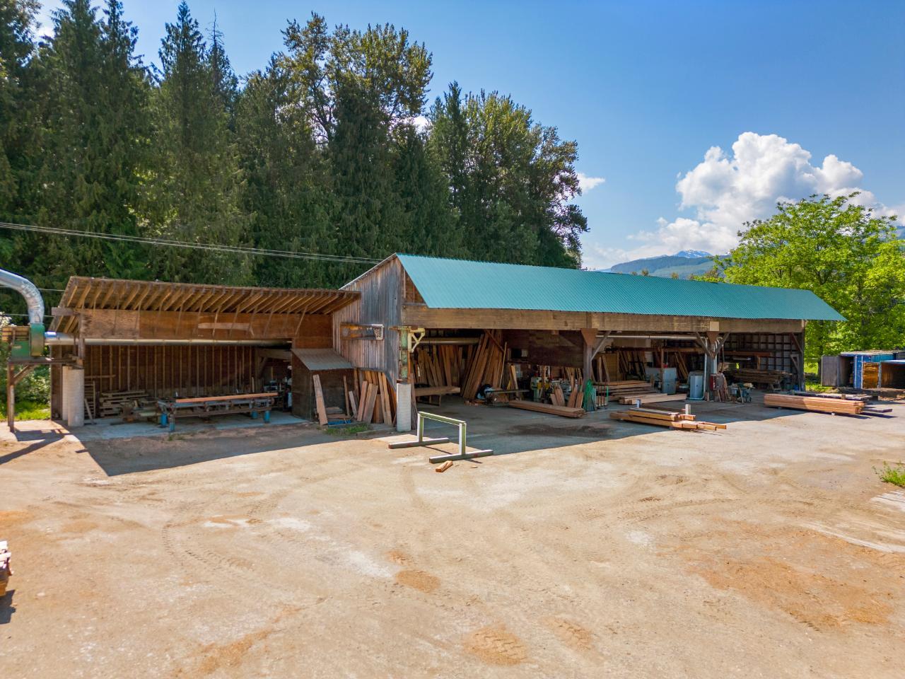 209 Lardeau River Road, Meadow Creek, British Columbia  V0G 1N0 - Photo 15 - 2471147