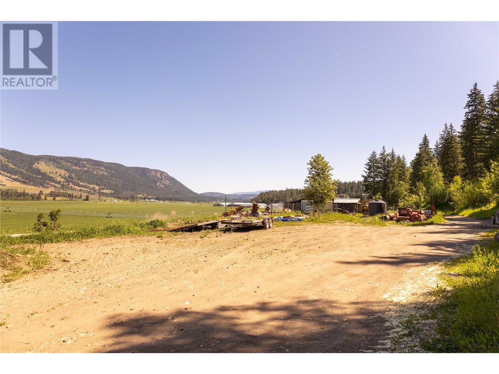 5165 Salmon River Road, Armstrong, British Columbia  V0E 1B4 - Photo 8 - 10276387