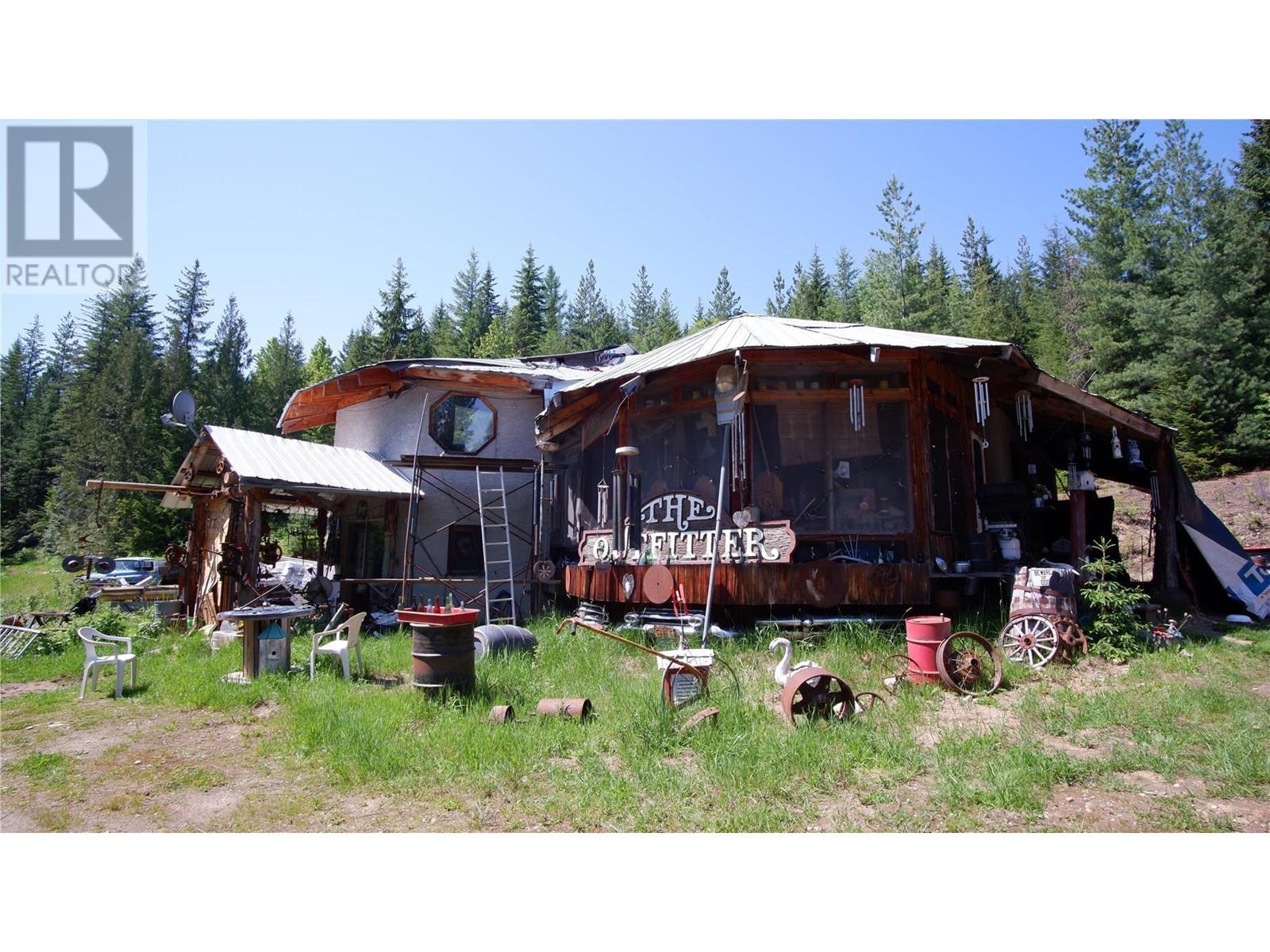 2410 Trinity Valley Road, Enderby, British Columbia  V0E 1V5 - Photo 12 - 10276533