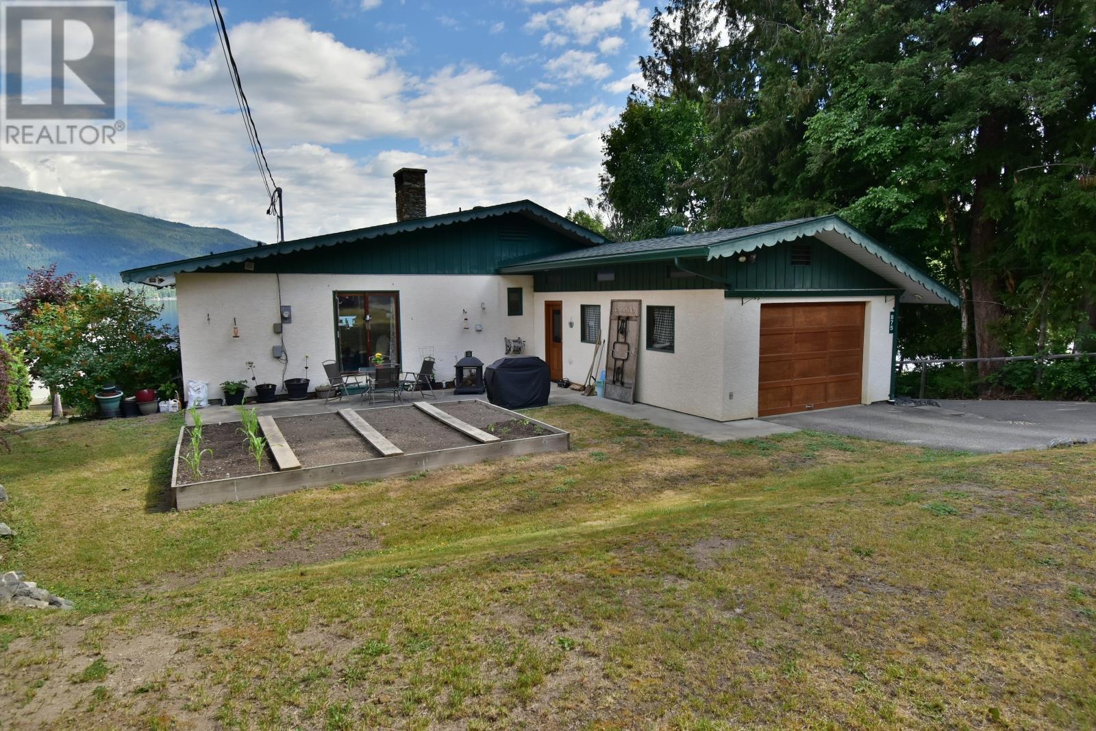 875/877 Armentieres Road, Sorrento, British Columbia  V0E 2W0 - Photo 50 - 10277142