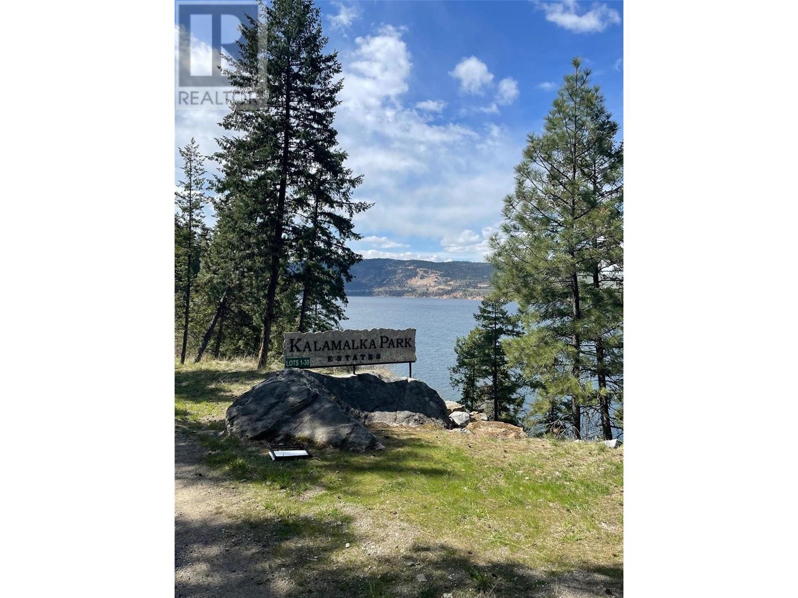 5649 Cosens Bay Road Unit# 13, Coldstream, British Columbia  V1B 1N8 - Photo 1 - 10278869