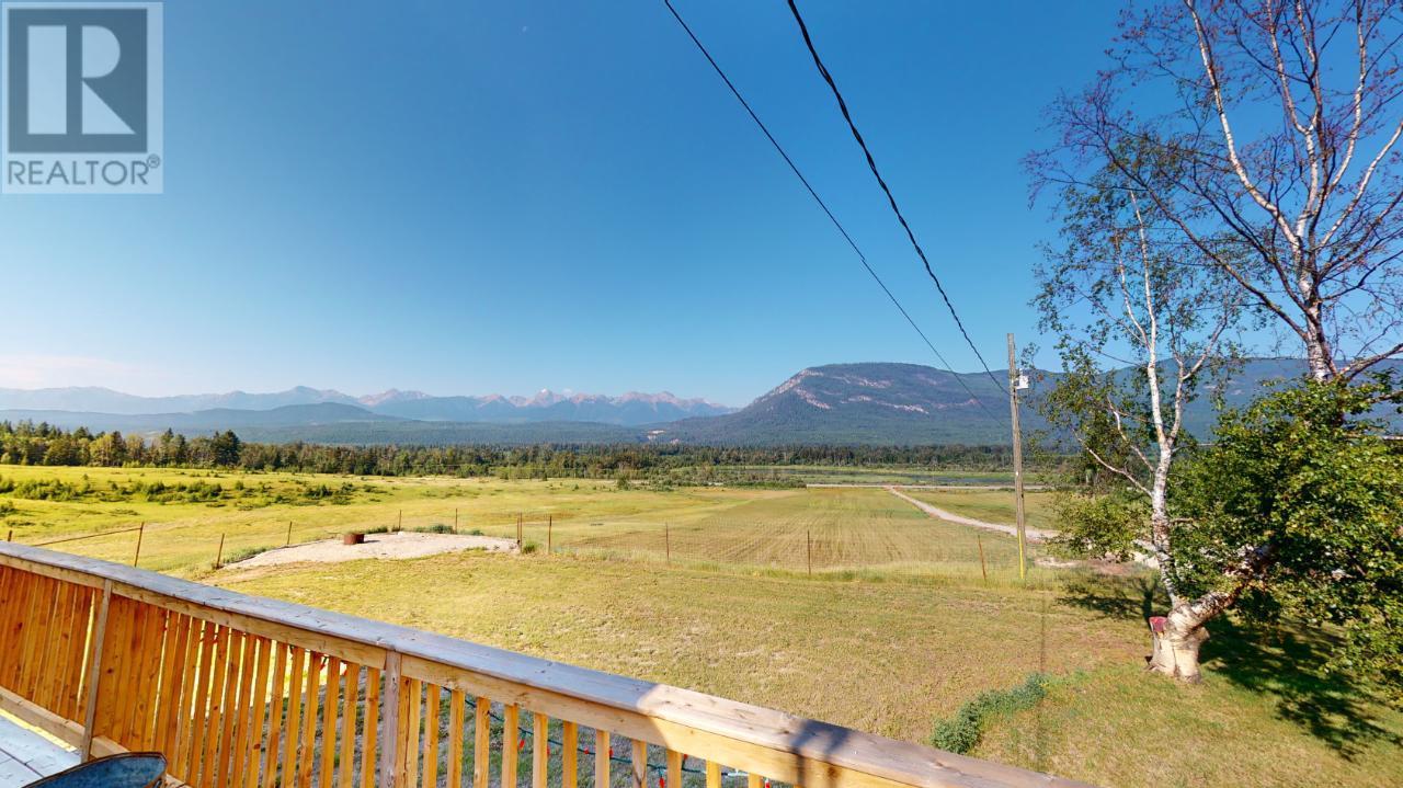 726 95 Highway, Spillimacheen, British Columbia  V0A 1P0 - Photo 26 - 2471879