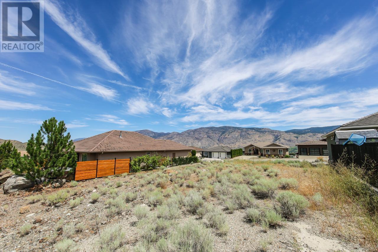 3630 Sawgrass Drive, Osoyoos, British Columbia  V0H 1V4 - Photo 14 - 200272