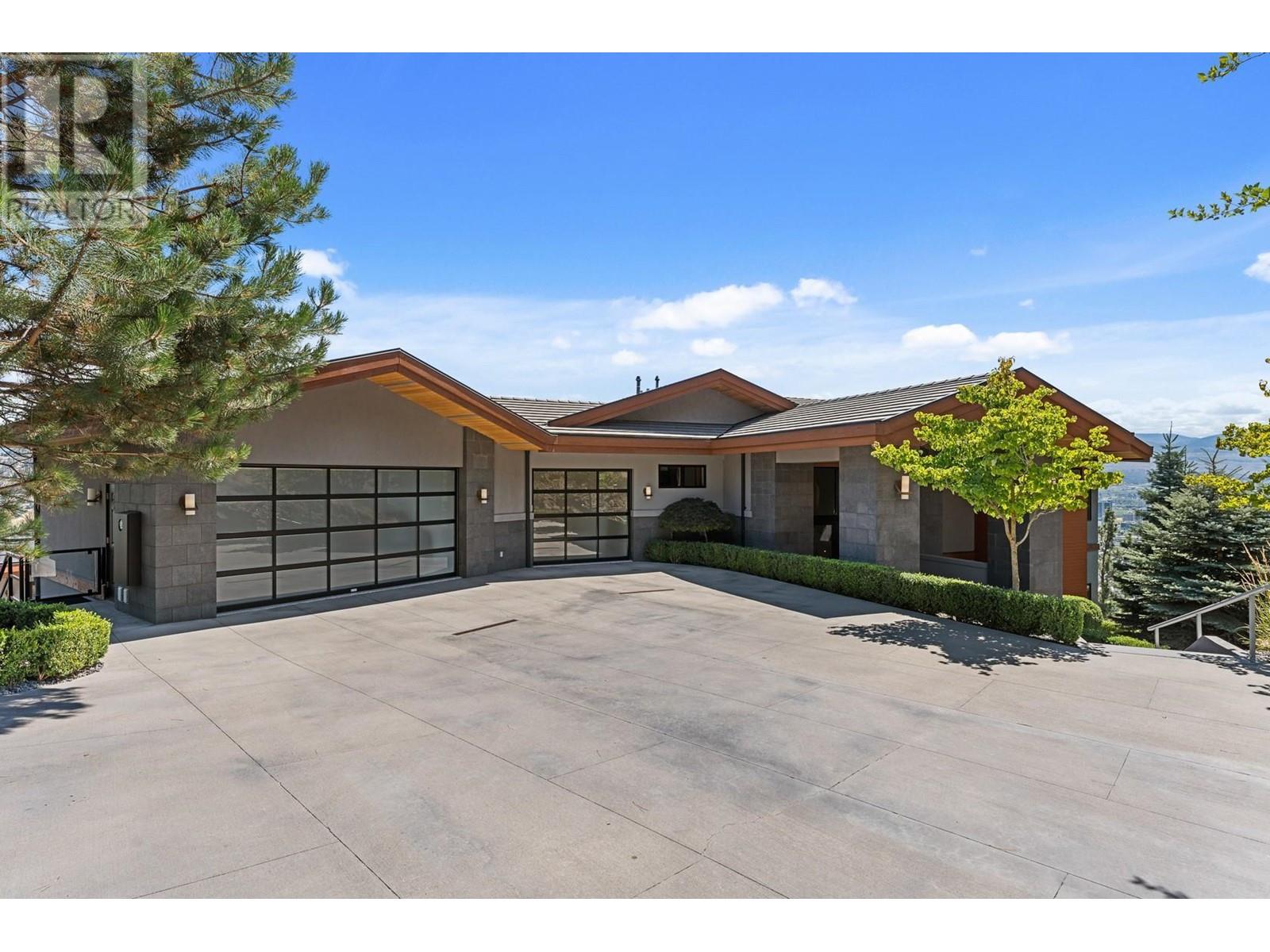 733 Forestridge Lane, Kelowna, British Columbia  V6E 0C5 - Photo 11 - 10281980