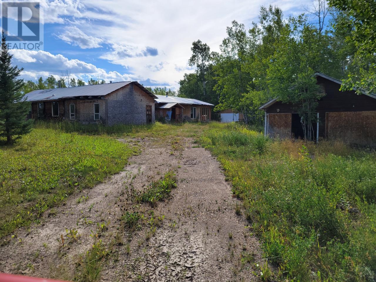 12869 52 Highway, Dawson Creek, British Columbia  V0C 1B0 - Photo 2 - 200793