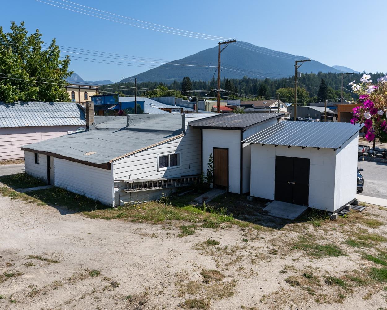 92 4th Avenue, Nakusp, British Columbia  V0G 1R1 - Photo 18 - 2473068