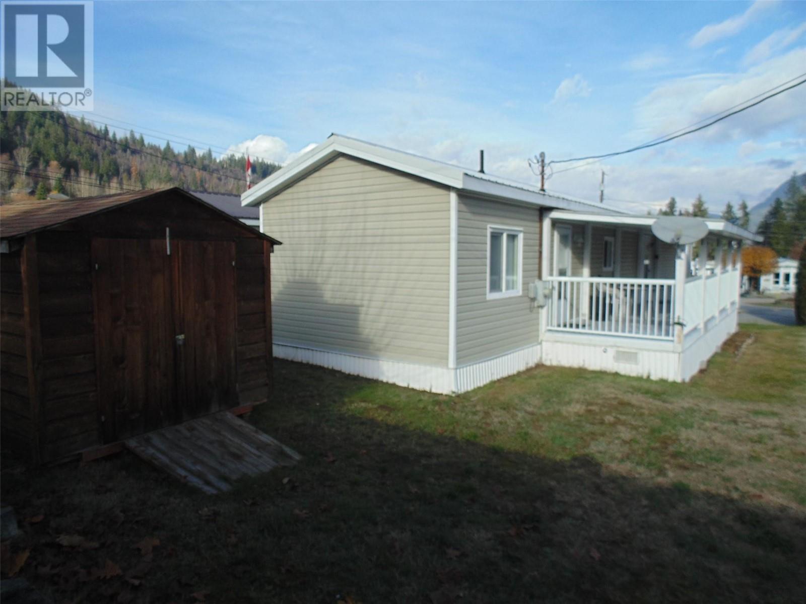 1545 Columbia Avenue Unit# 25, Castlegar, British Columbia  V1N 1J1 - Photo 30 - 2473365