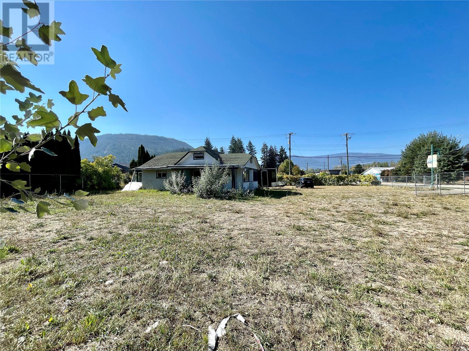 401 Finlayson Street, Sicamous, British Columbia  V0E 2V0 - Photo 32 - 10285922