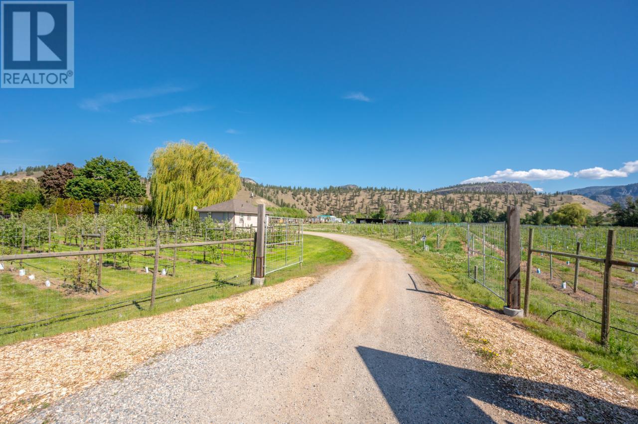 7952 Hwy 97, Oliver, British Columbia  V0H 1T0 - Photo 35 - 201794