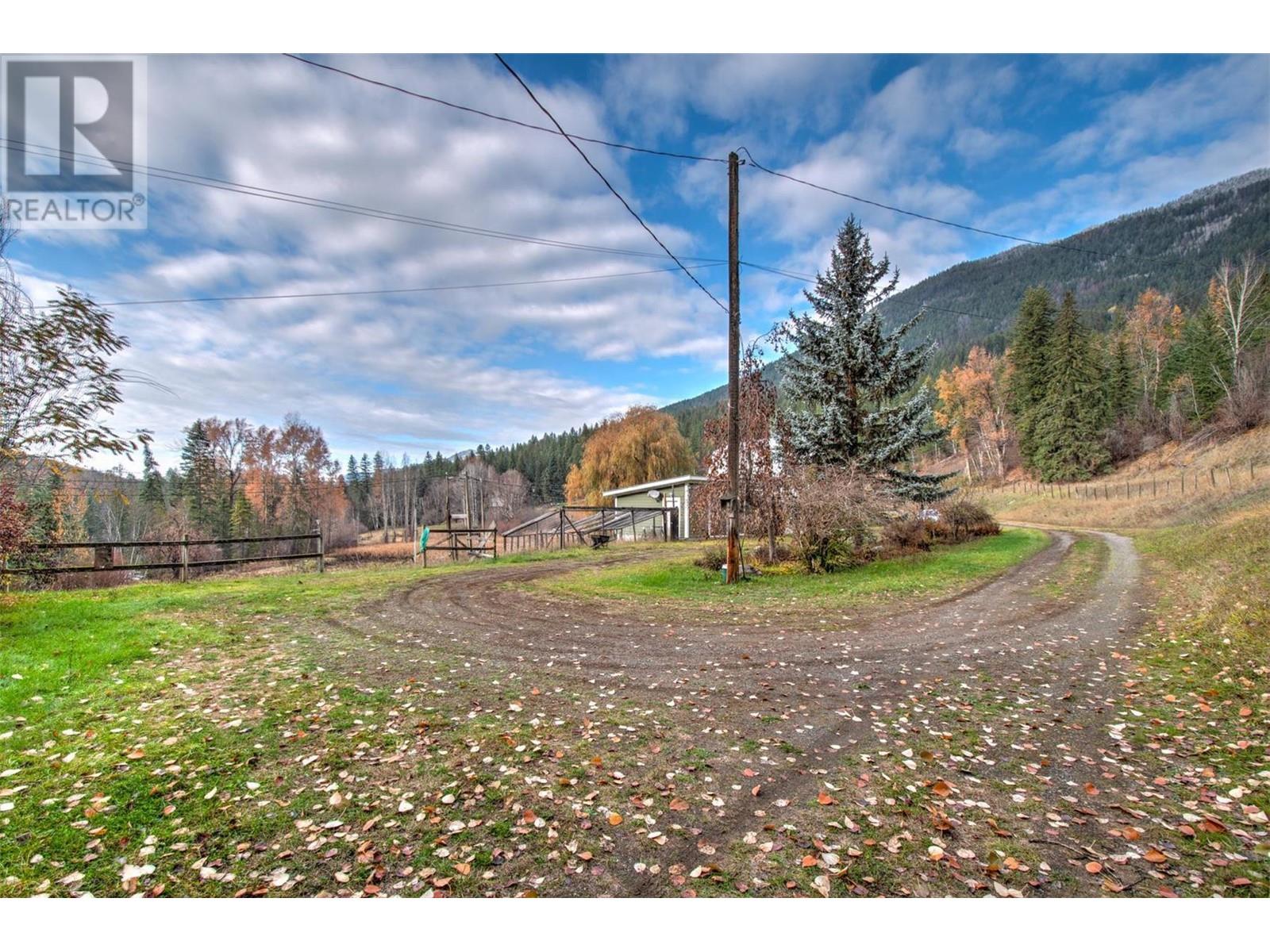 538 North Fork Road, Cherryville, British Columbia  V0E 2G0 - Photo 45 - 10288424