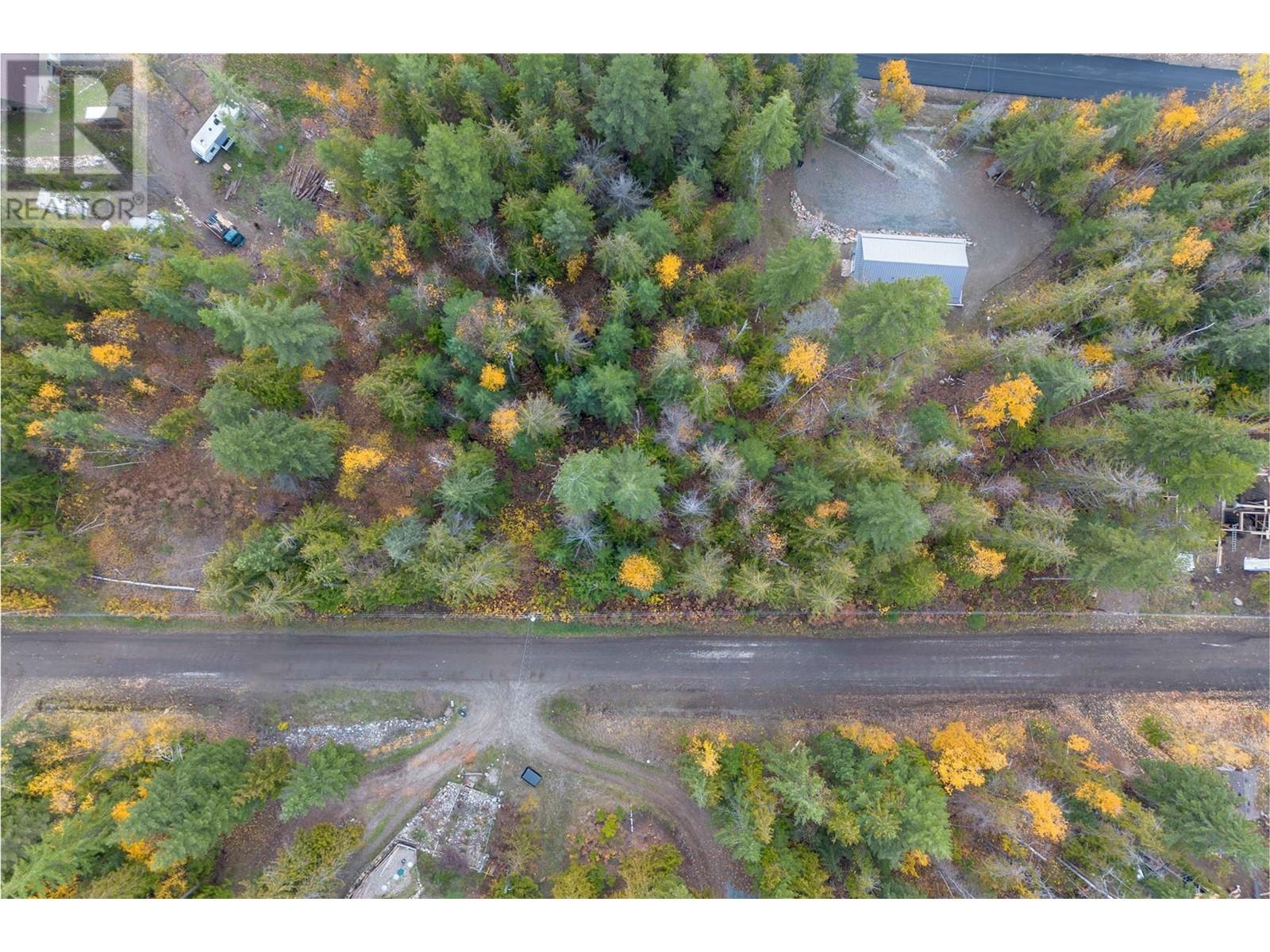 Lot 119 Crowfoot Drive, Anglemont, British Columbia  V0E 1A0 - Photo 3 - 10288639