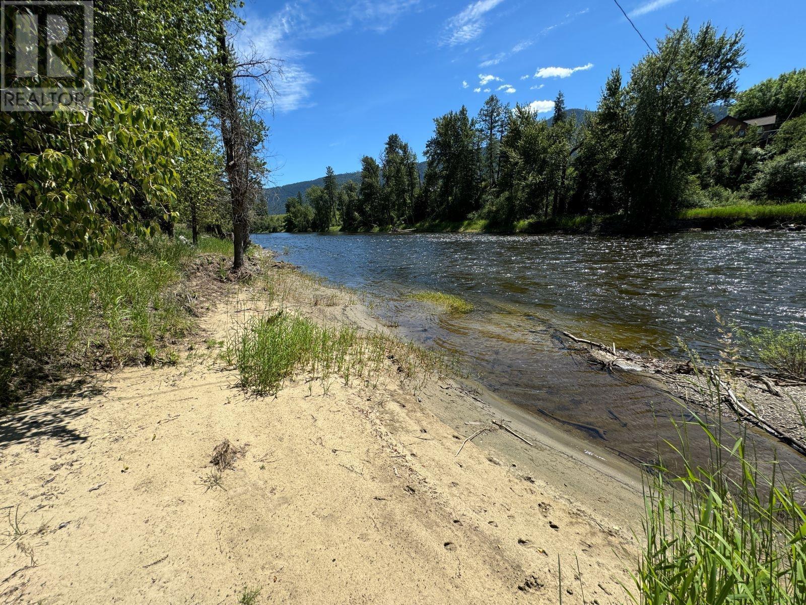 5740 Division Street, Grand Forks, British Columbia  V0H 1H0 - Photo 44 - 2474232