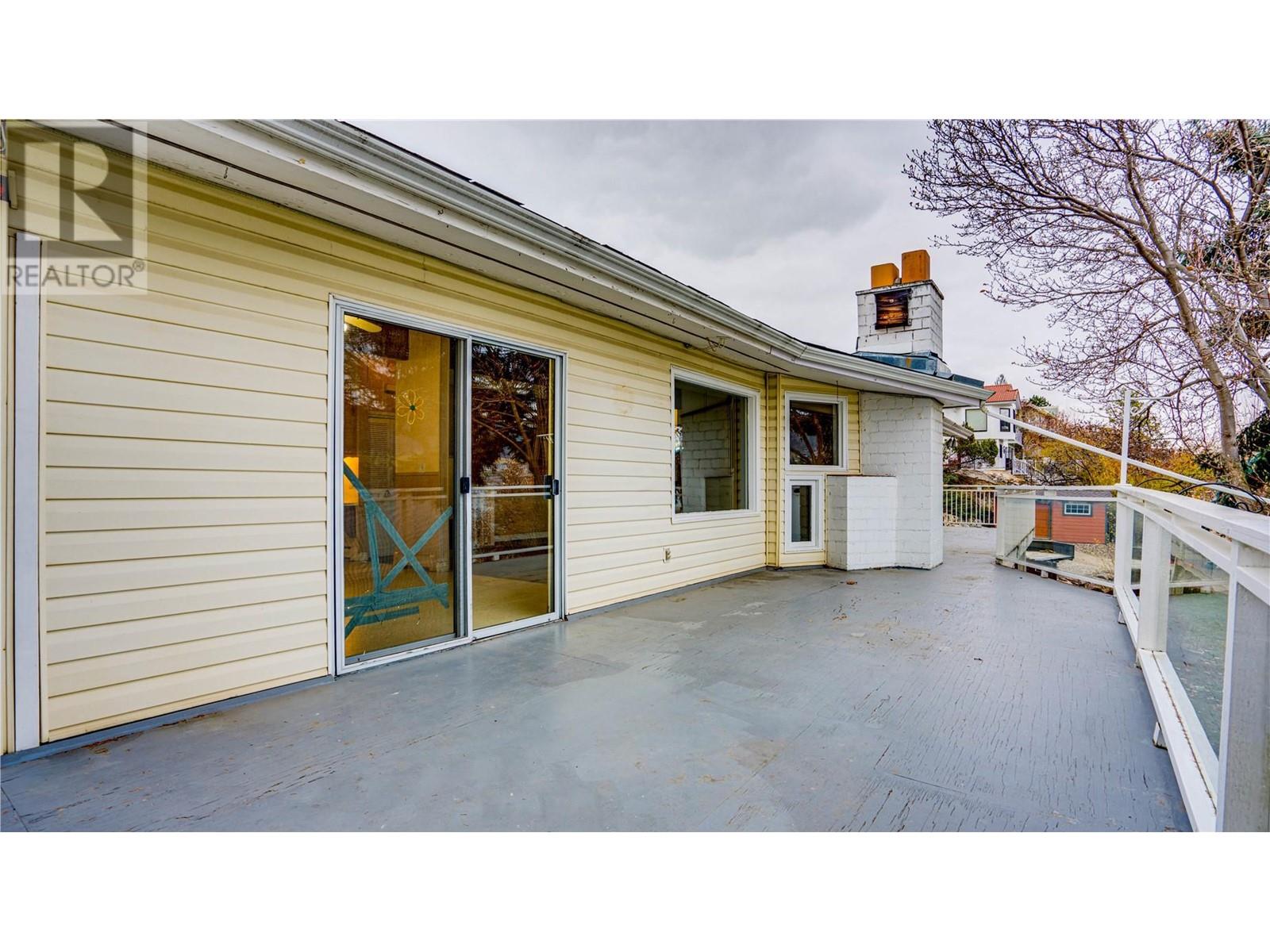 7856 Tronson Road, Vernon, British Columbia  V1H 1C8 - Photo 12 - 10300964