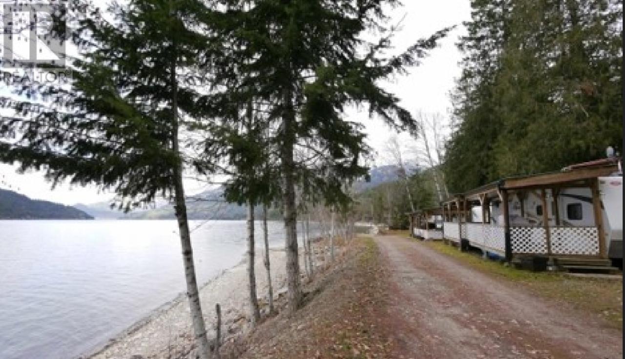 14729 3a Highway, Gray Creek, British Columbia  V0B 1S0 - Photo 16 - 2474309