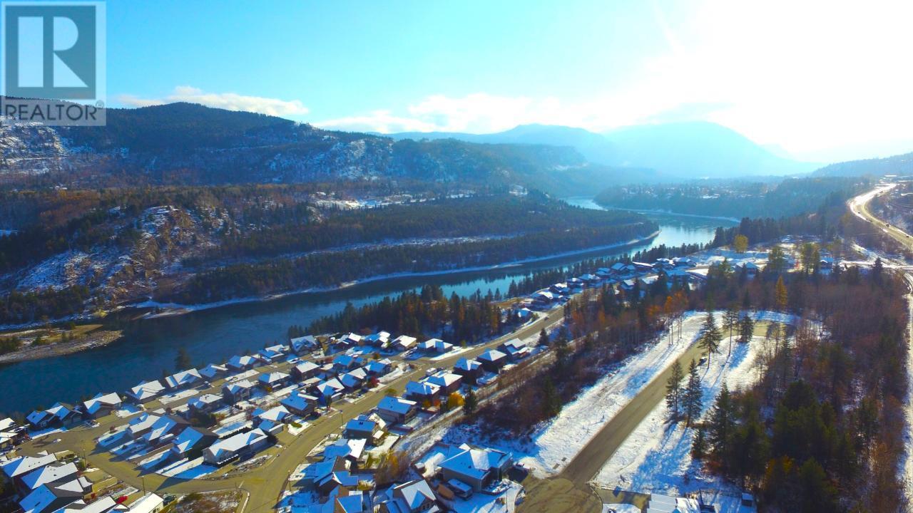 3705 Toba Road, Castlegar, British Columbia  V1N 4Y3 - Photo 8 - 2474381