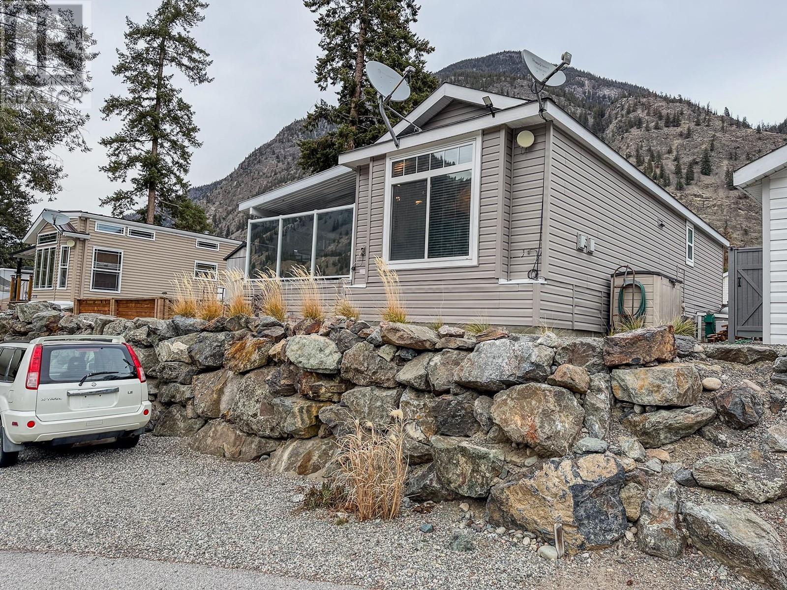 4354 Highway 3 Unit# 69, Keremeos, British Columbia  V0X 1N1 - Photo 11 - 10301786