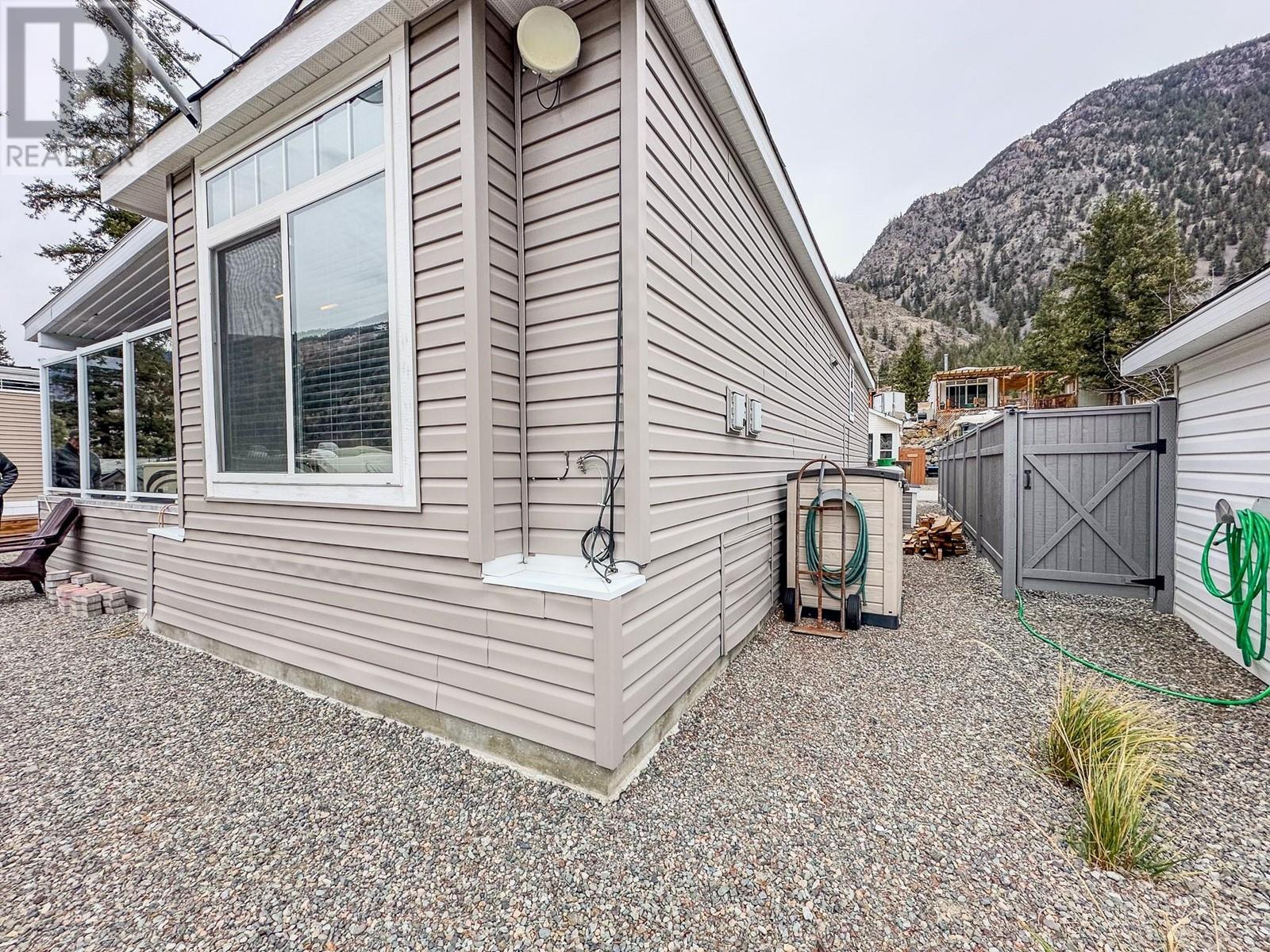 4354 Highway 3 Unit# 69, Keremeos, British Columbia  V0X 1N1 - Photo 9 - 10301786