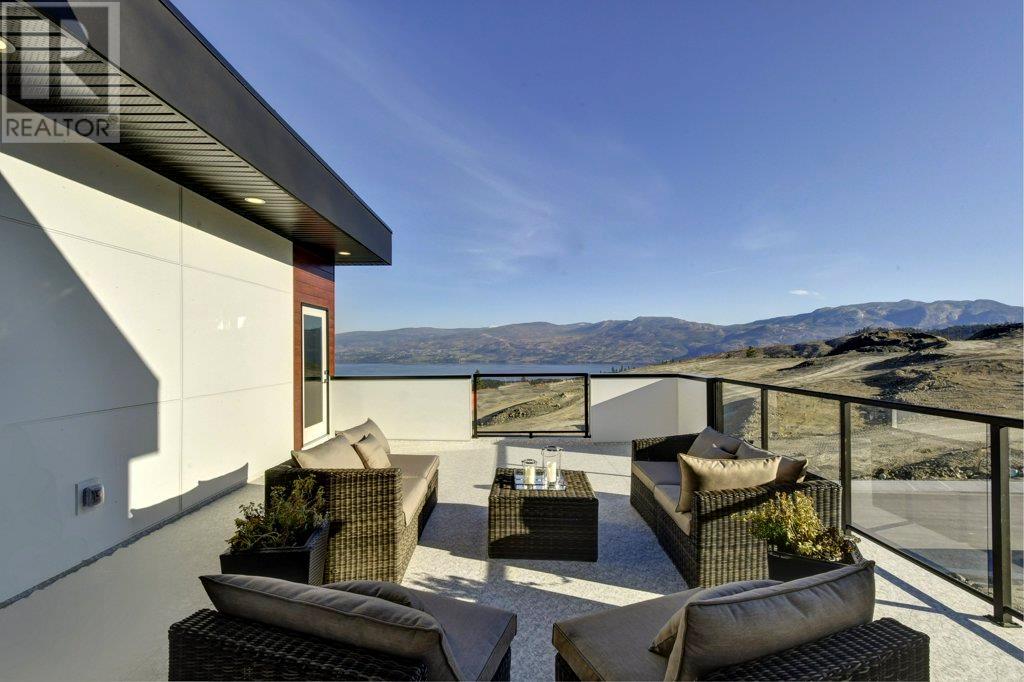 3754 Davidson Court, West Kelowna, British Columbia  V4T 0B1 - Photo 4 - 10302103