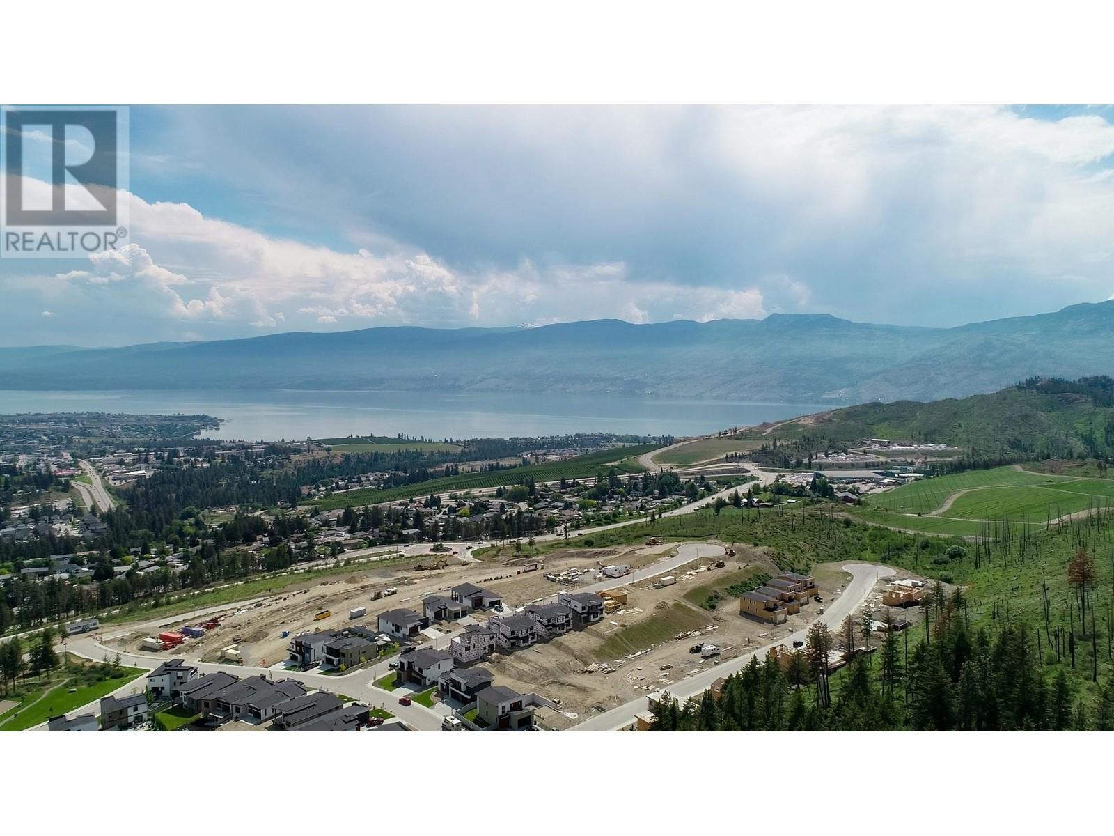 110 Yorkton Road, West Kelowna, British Columbia  V4T 0B1 - Photo 2 - 10302200