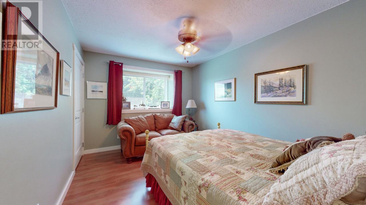 205 Greasewood Avenue, Oliver, British Columbia  V0H 1T1 - Photo 26 - 10302230