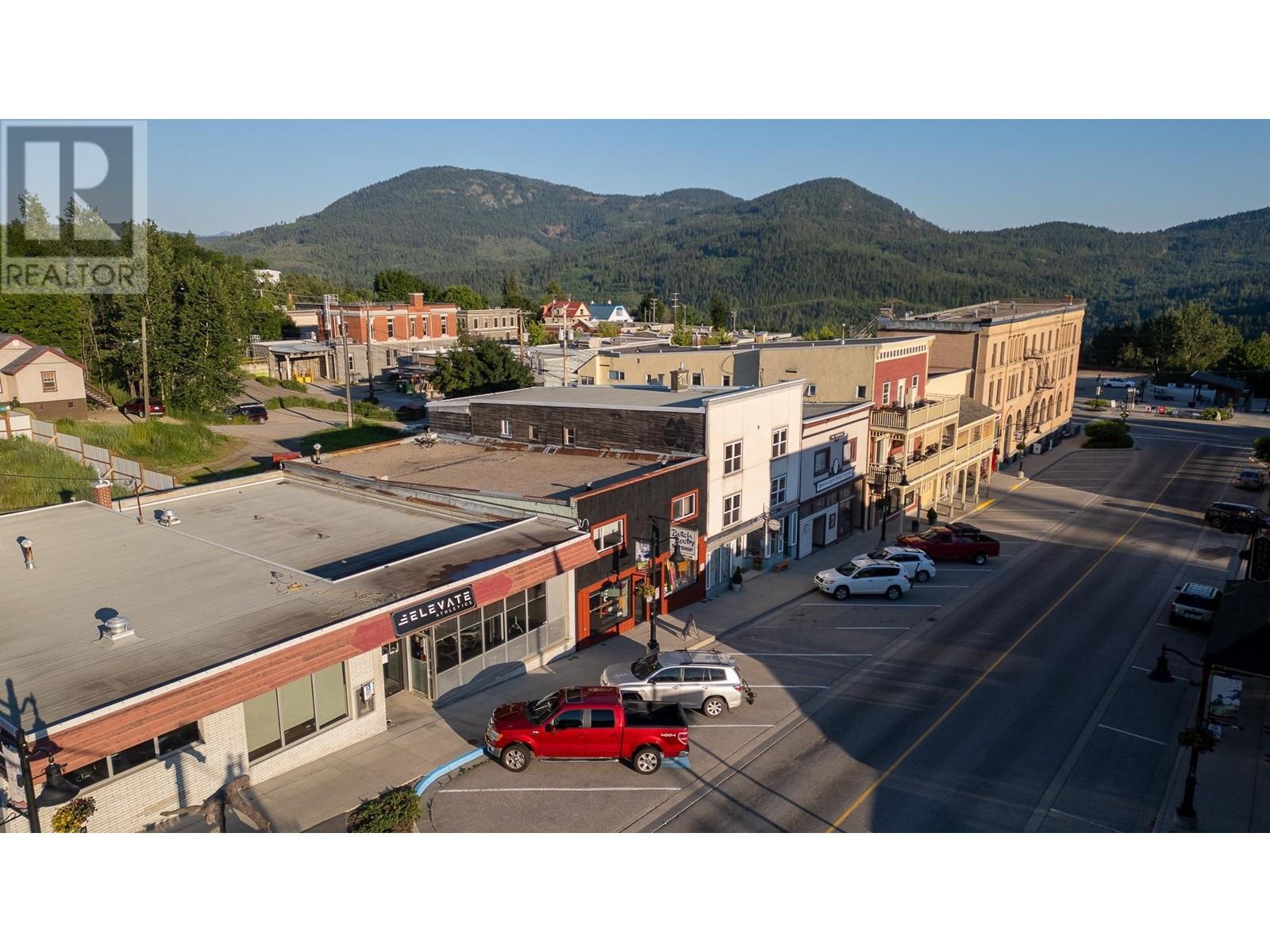 2080 Washington Street, Rossland, British Columbia  V0G 1Y0 - Photo 38 - 2474569