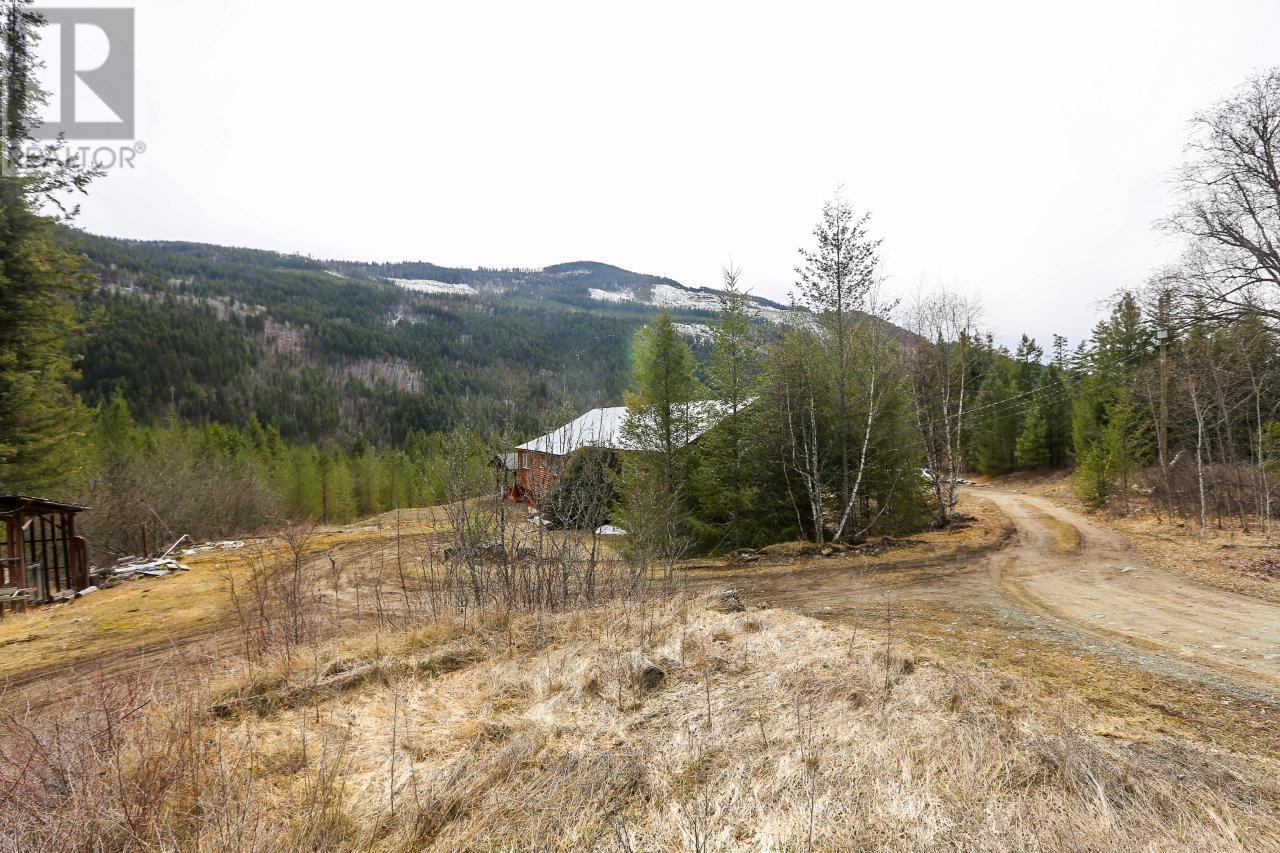 1612 Flume Road, Barriere, British Columbia  V0E 1E0 - Photo 37 - 176331