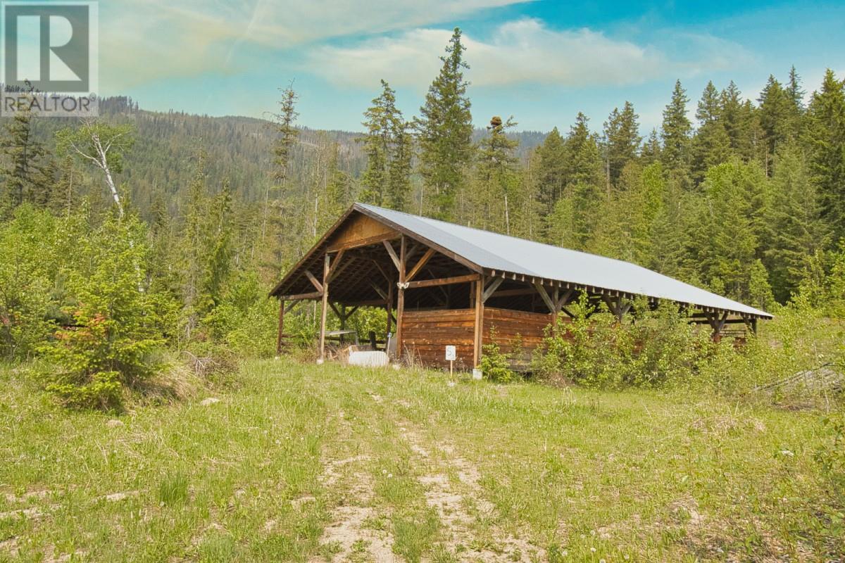 2495 Samuelson Road, Sicamous, British Columbia  V0E 2V5 - Photo 17 - 10302983