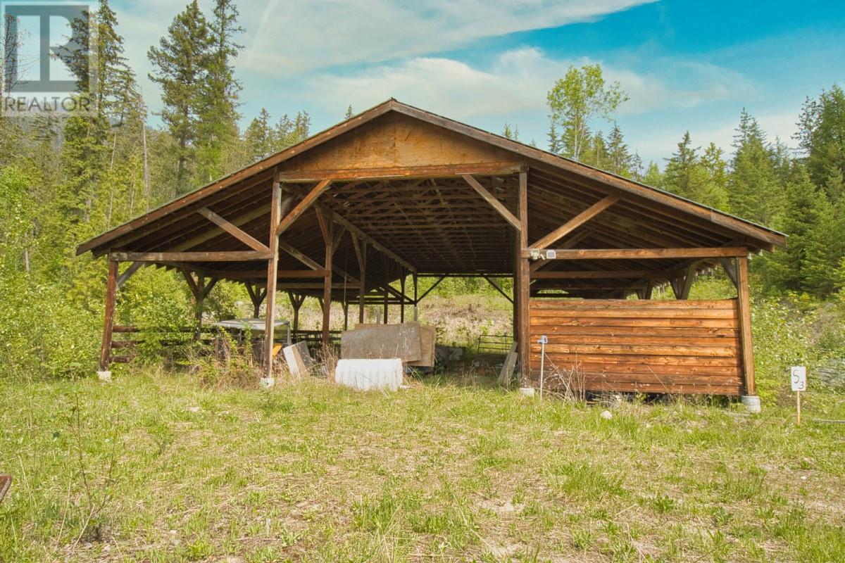 2495 Samuelson Road, Sicamous, British Columbia  V0E 2V5 - Photo 18 - 10302983