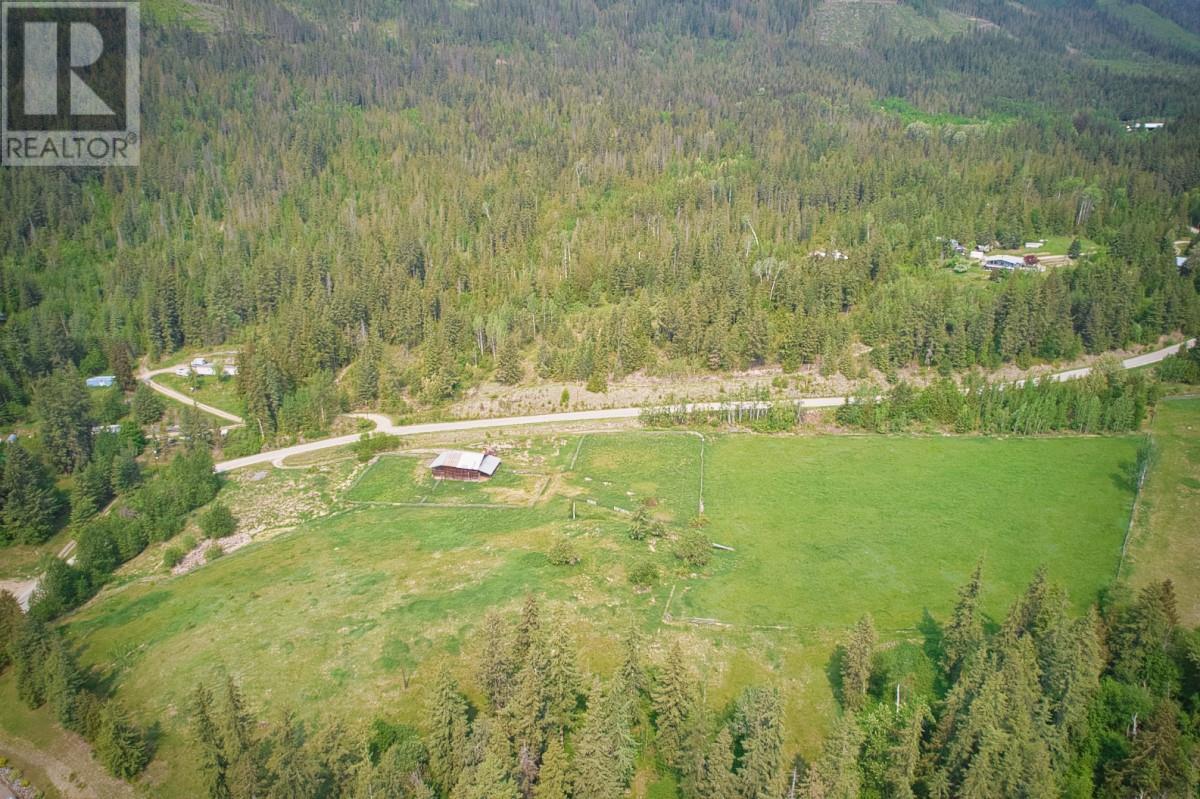 2495 Samuelson Road, Sicamous, British Columbia  V0E 2V5 - Photo 30 - 10302983