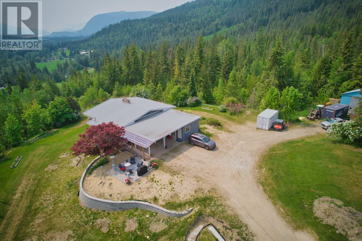 2495 Samuelson Road, Sicamous, British Columbia  V0E 2V5 - Photo 40 - 10302983