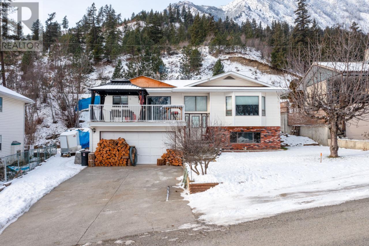 890 Eagleson Crescent, Lillooet, British Columbia  V0K 1V0 - Photo 1 - 176427