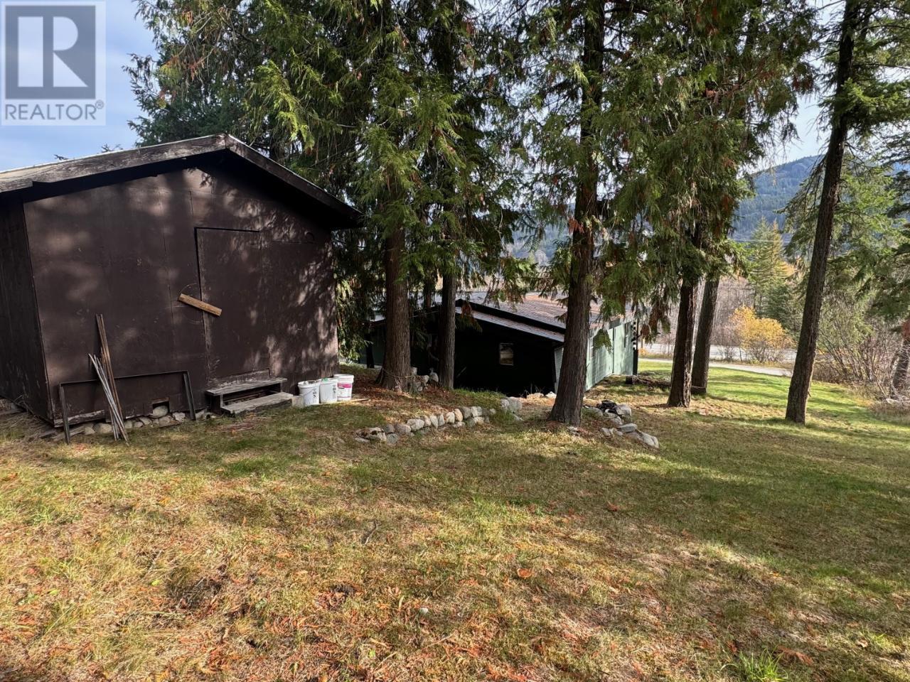 8945 Thuya Creek Road, Little Fort, British Columbia  V0E 2C0 - Photo 10 - 176643