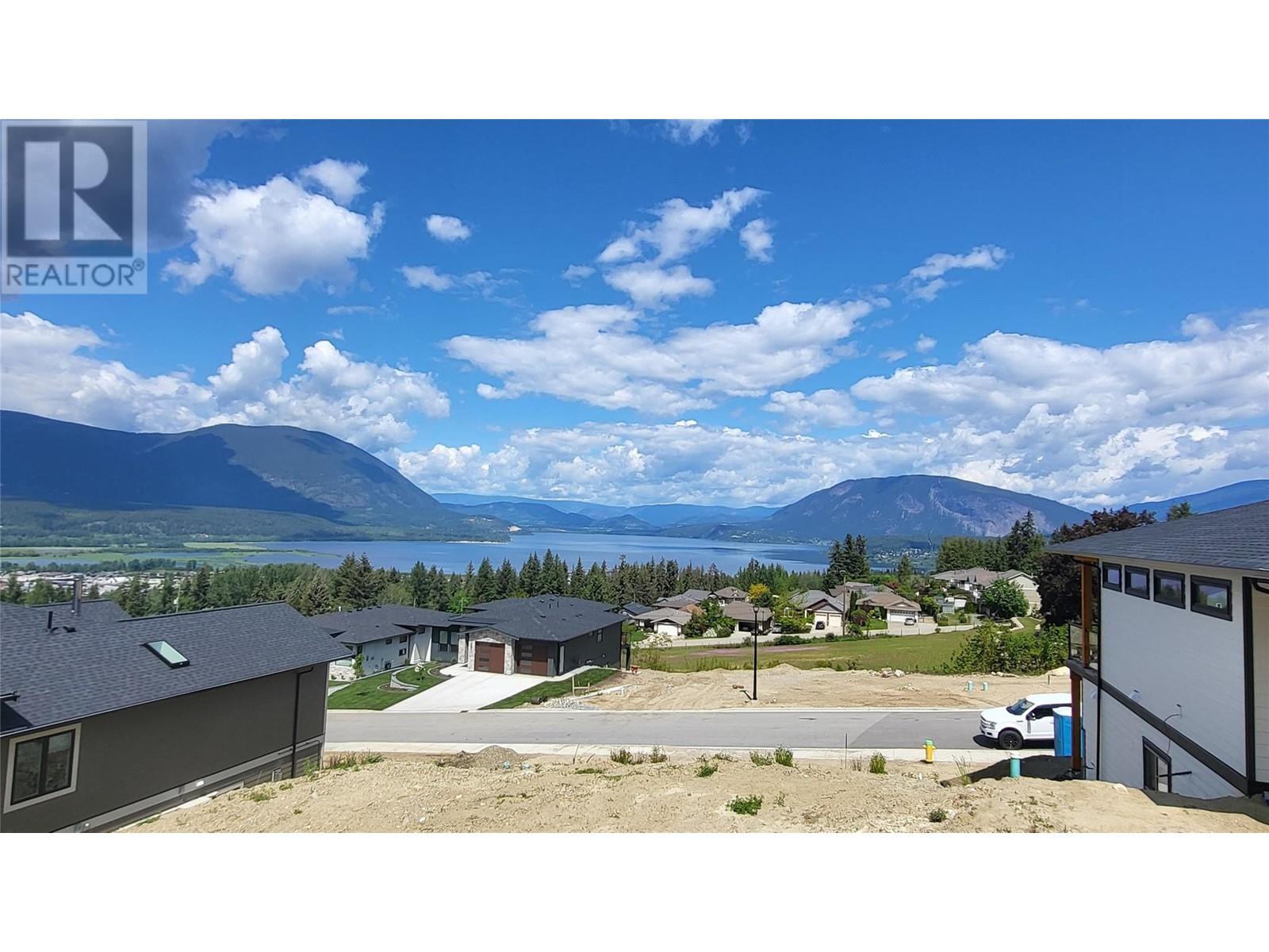 1120 16 Avenue Unit# 8 Lot# 8, Salmon Arm, British Columbia  V1E 2Z7 - Photo 1 - 10304137