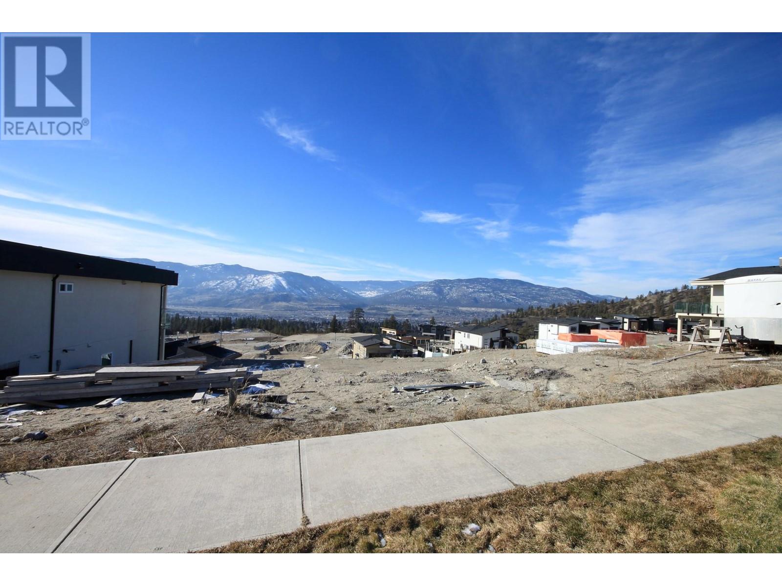 1099 Elk Street, Penticton, British Columbia  V2A 0C9 - Photo 2 - 10304633