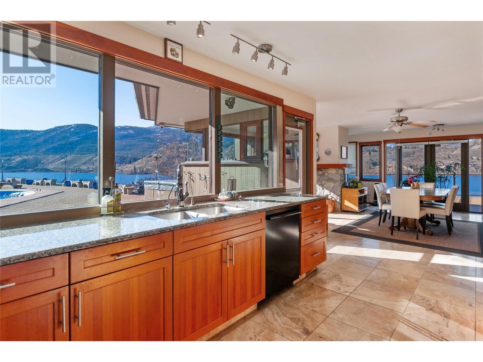 264 Eastside Road, Okanagan Falls, British Columbia  V0H 1R0 - Photo 24 - 10305106