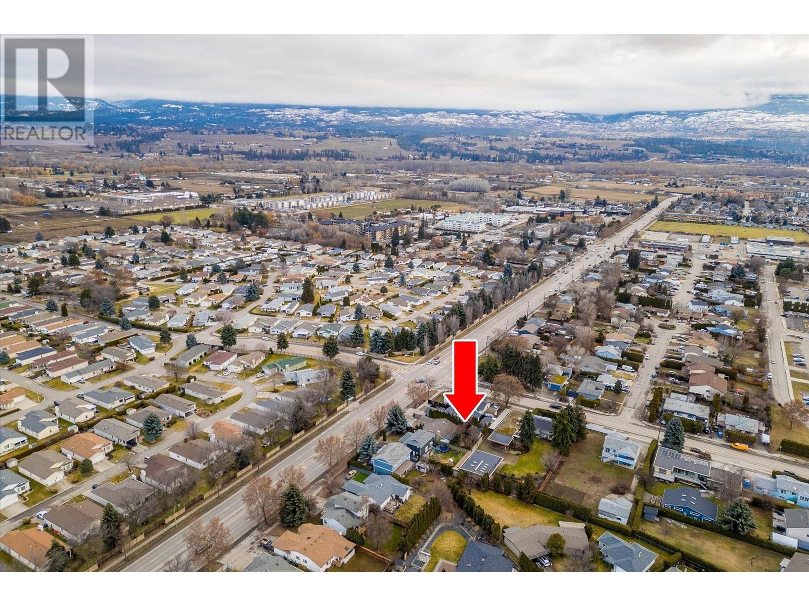 2690 Gordon Drive, Kelowna, British Columbia  V1W 3R2 - Photo 8 - 10304965