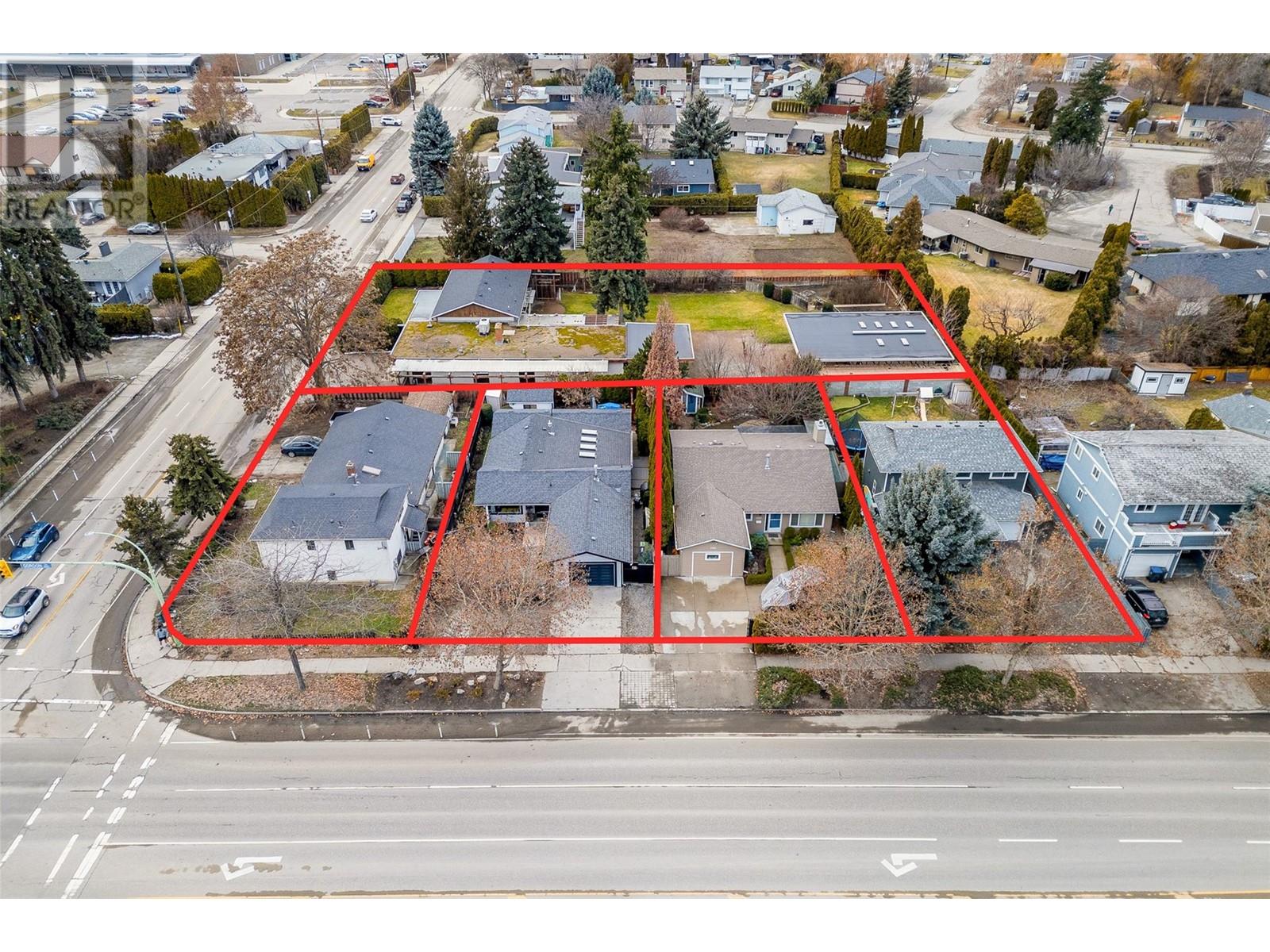 1198 Raymer Avenue, Kelowna, British Columbia  V1Y 5A1 - Photo 2 - 10305115