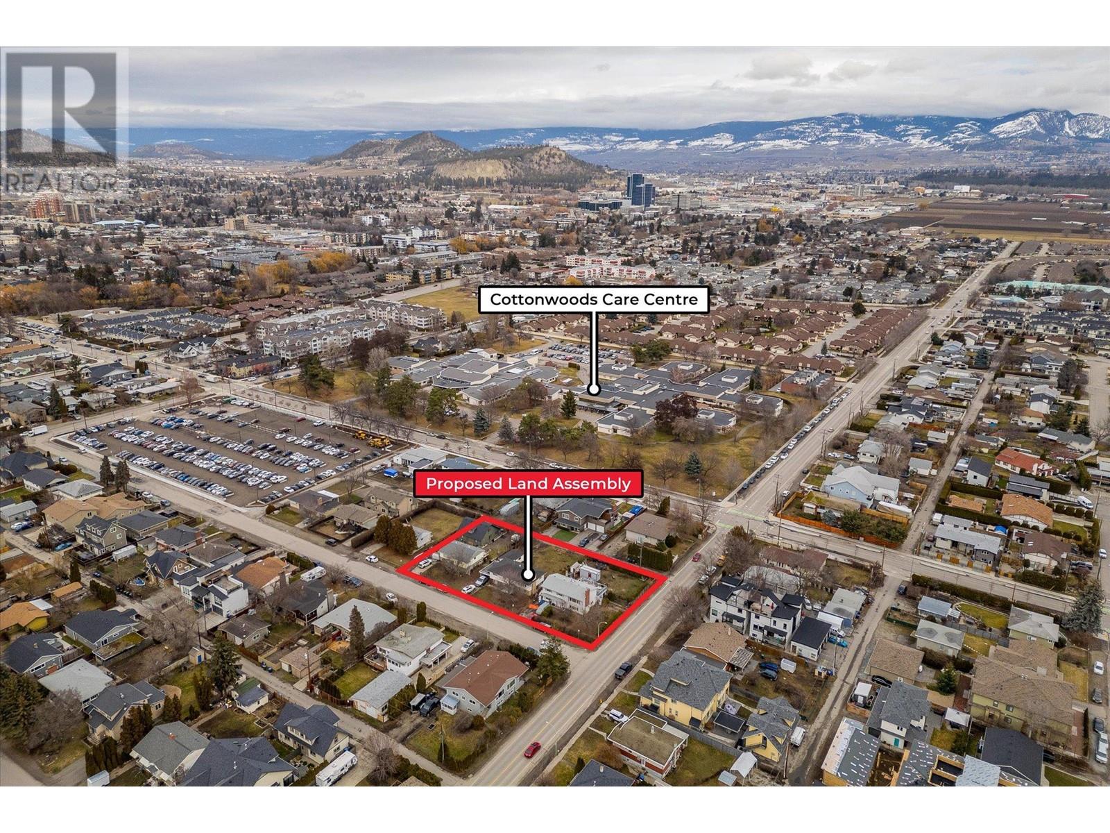 2261 Burnett Street, Kelowna, British Columbia  V1Y 2T7 - Photo 6 - 10304441