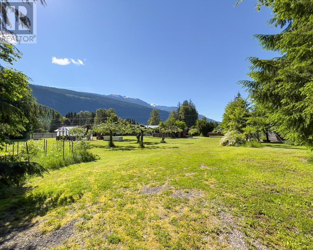 13312 31 Highway, Meadow Creek, British Columbia  V0G 1N0 - Photo 23 - 2475153