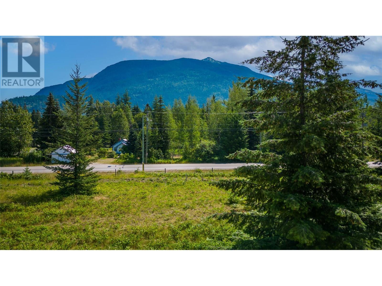 2004 Lanzo Lane Lot# Sl 3, Revelstoke, British Columbia  V0E 2S1 - Photo 2 - 10305249