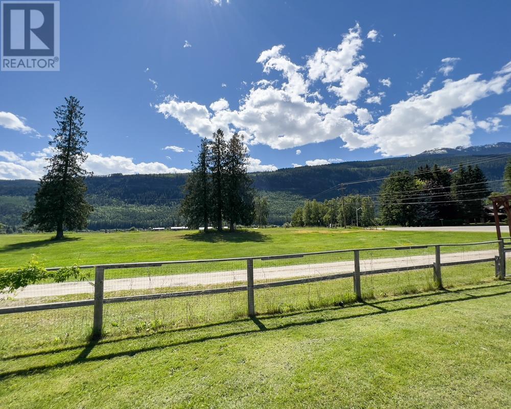 13308 31 Highway Unit# 13304, Meadow Creek, British Columbia  V0G 1N0 - Photo 69 - 2475154