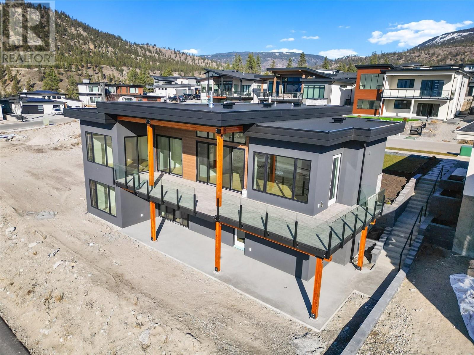 1075 Elk Street, Penticton, British Columbia  V2A 0C9 - Photo 45 - 10305887