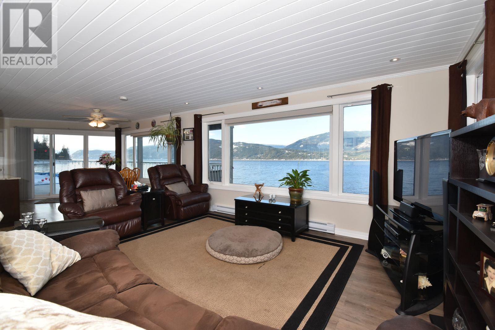 3181 Eagle Bay Road, Eagle Bay, British Columbia  V0E 1H1 - Photo 22 - 10305725