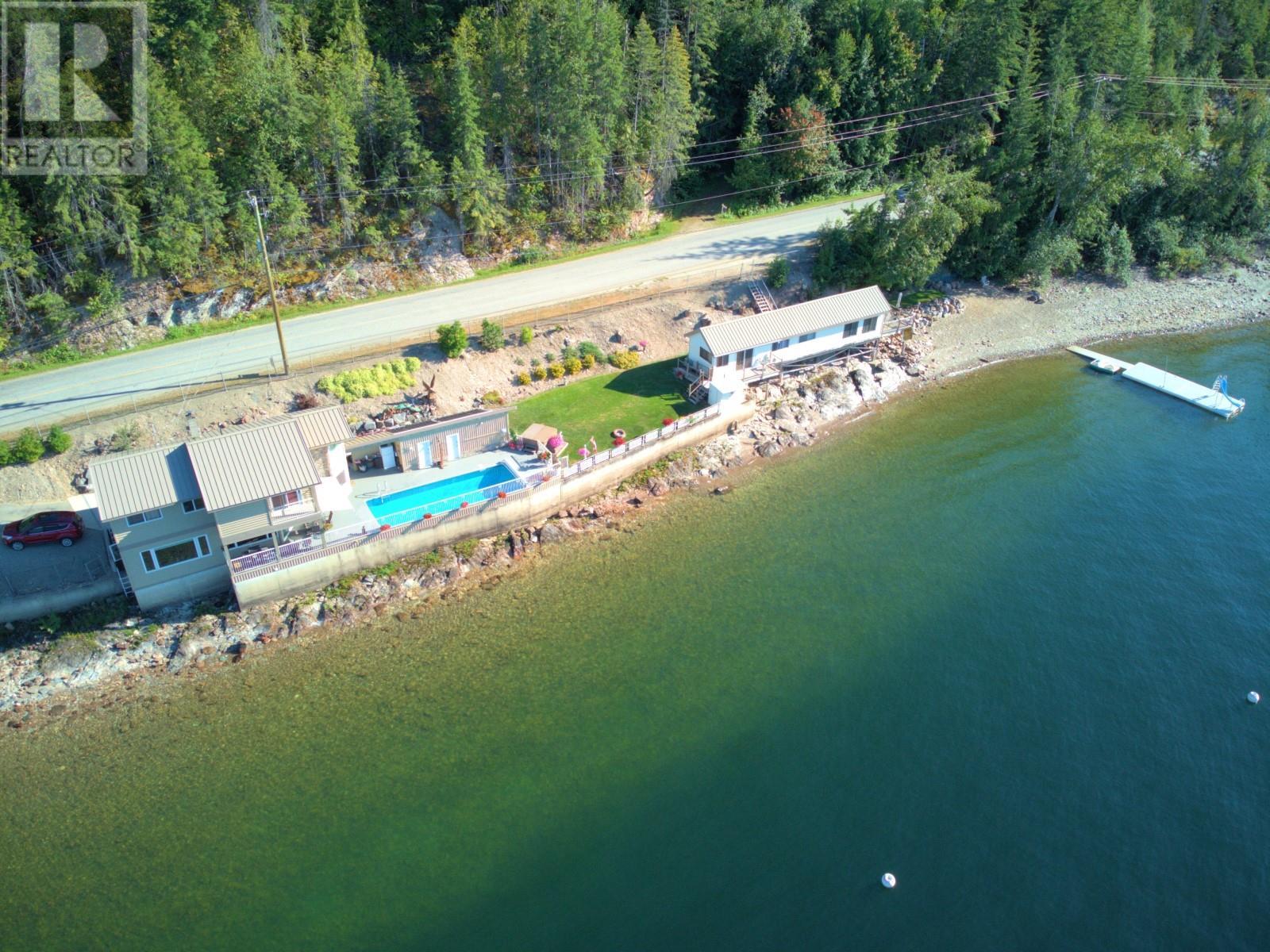 3181 Eagle Bay Road, Eagle Bay, British Columbia  V0E 1H1 - Photo 8 - 10305725