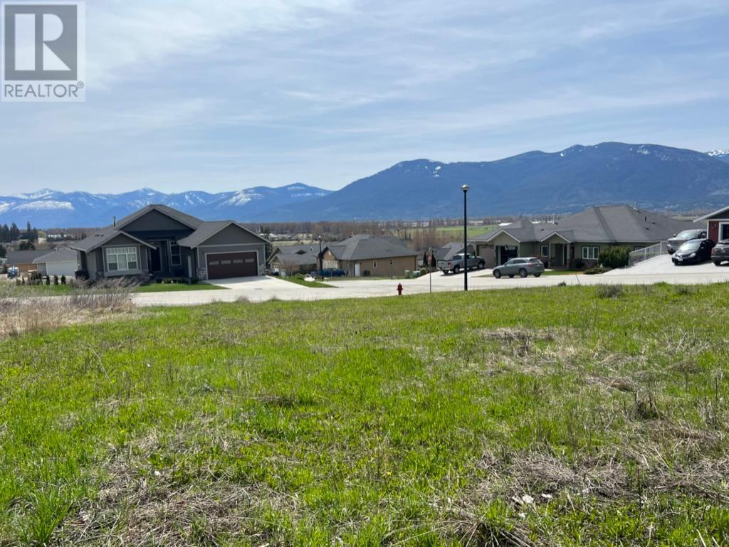 1014 Hawkview Drive, Creston, British Columbia  V0B 1G3 - Photo 6 - 2475374