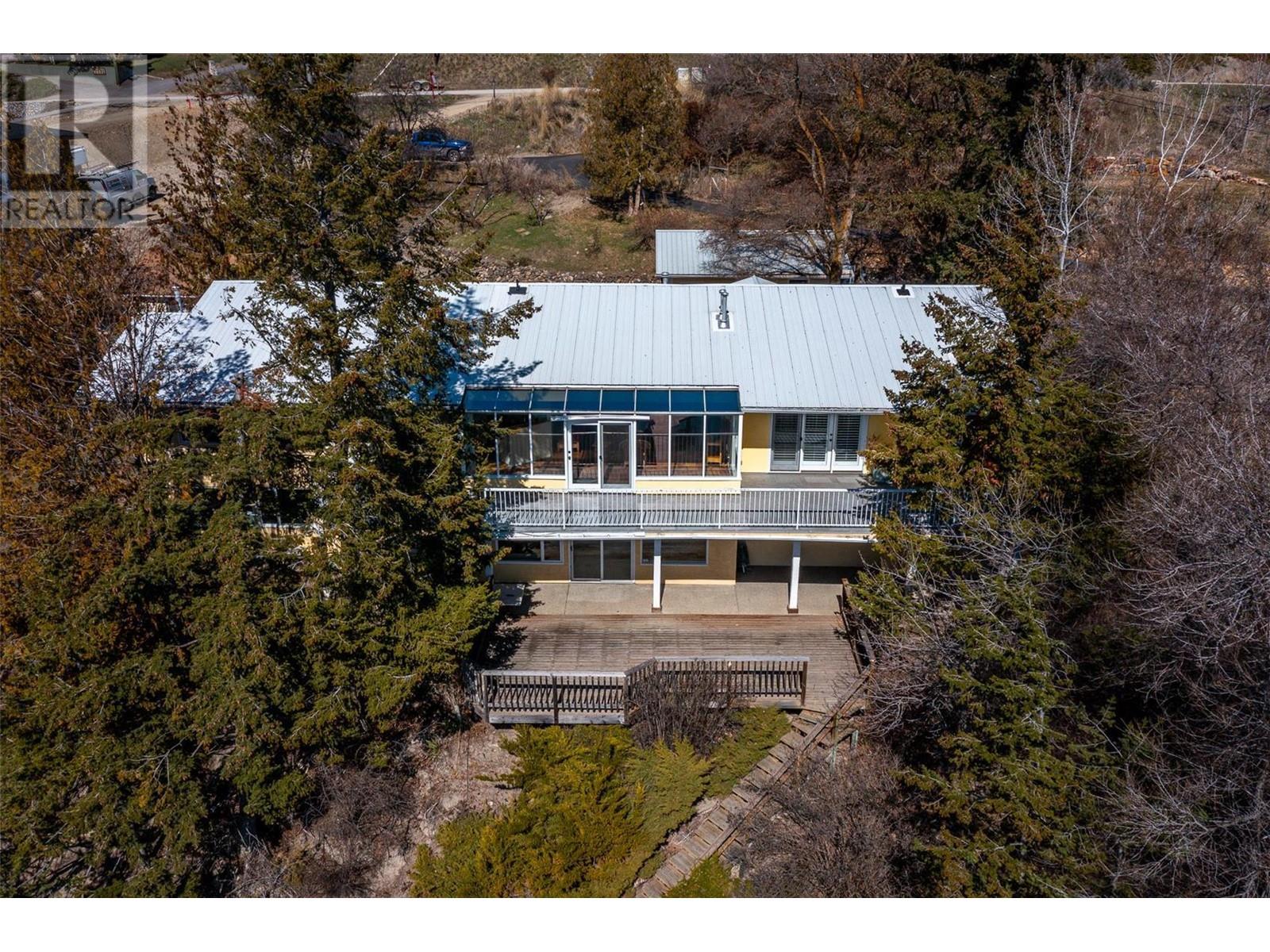 7688 Tronson Road, Vernon, British Columbia  V1H 1C5 - Photo 6 - 10306969