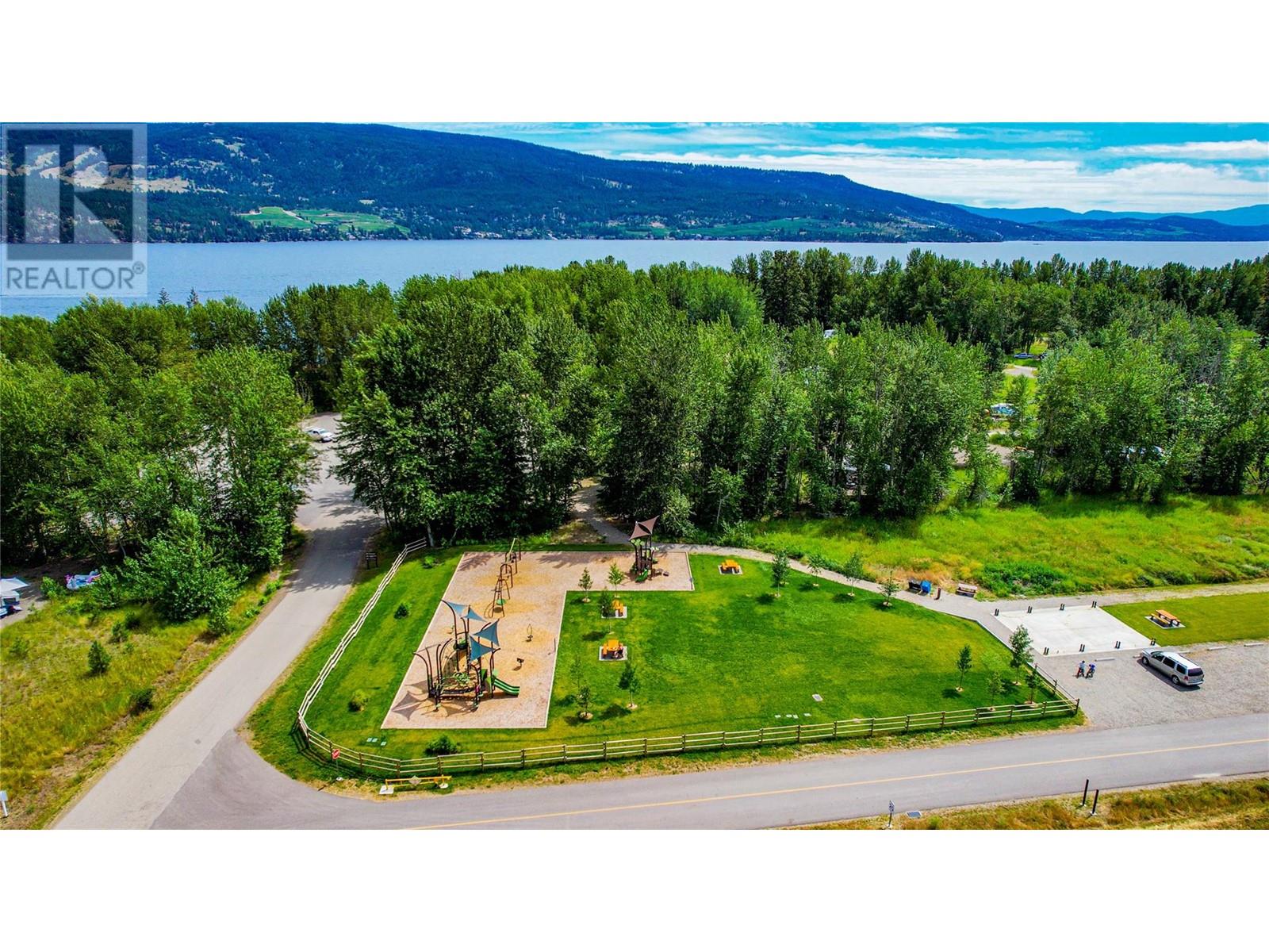 7100 Dunwaters Road, Kelowna, British Columbia  V1Z 3W6 - Photo 31 - 10306881